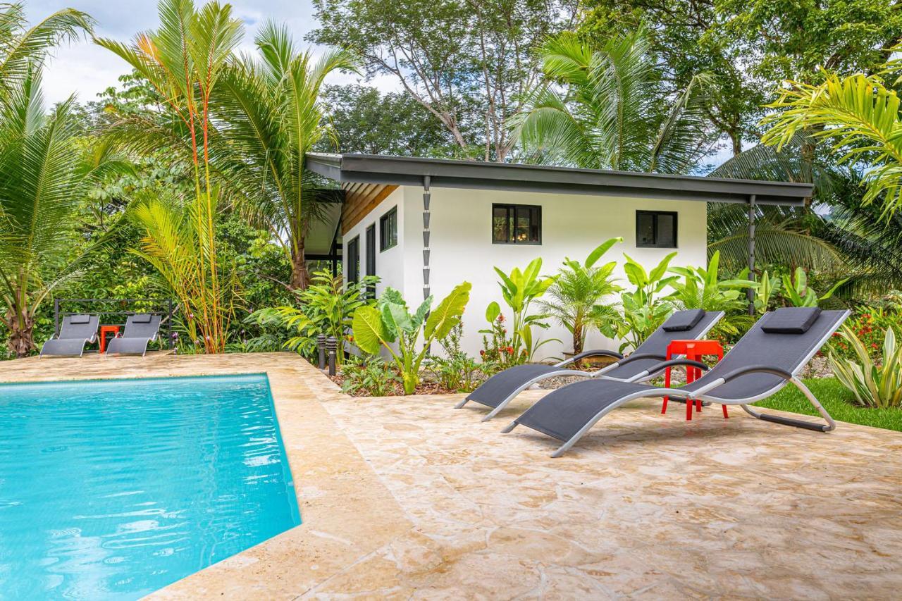 The Sutton - Boutique Jungle Experience Aparthotel Uvita Exterior photo